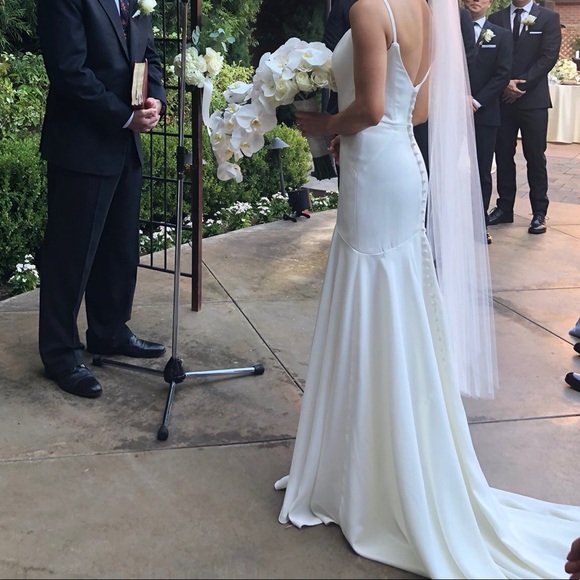 🖤 Gorgeous Light Ivory Single Tier Wedding Veil - Picture 5 of 5